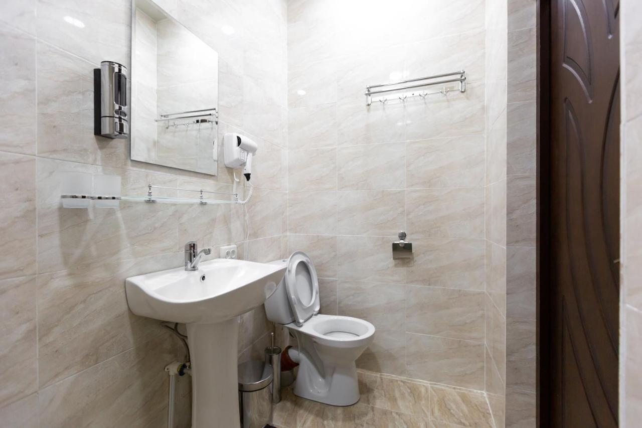 Light Hotel Tachkent Extérieur photo